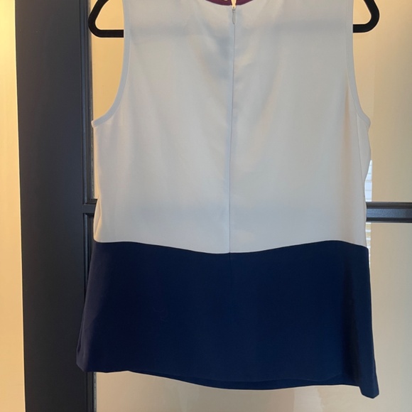 Designer sleeveless tank - Picture 2 of 3